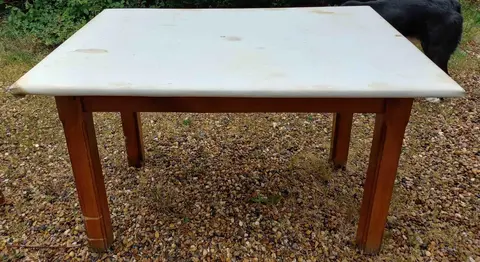 table en bois