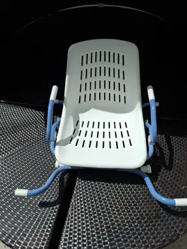 Chaise de baignoire pivotante