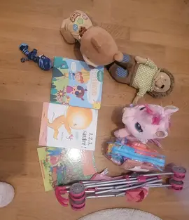 jouet et livre