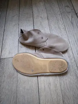 chaussures plates 37 sans lacet EN DAIM