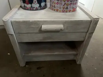 table chevet