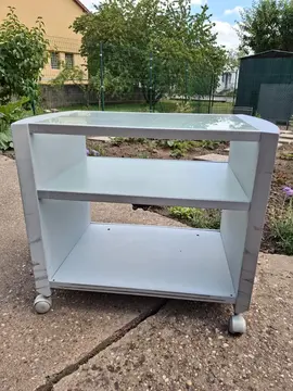Meuble TV à roulettes