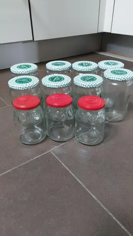 10 pots en verre