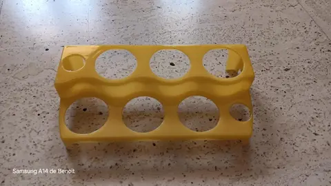 Support 6 oeufs en plastique jaune pour porte de réfrigérateur
