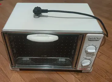 Petit four électrique 2000W