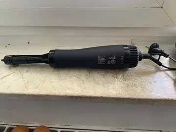 Sèche cheveux avec réglage de la chaleur