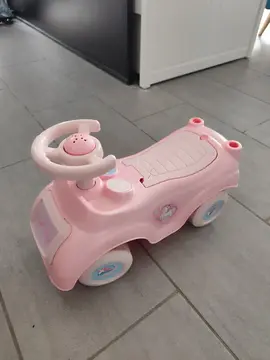 petite voiture enfant