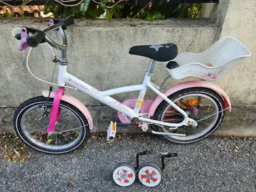 Donne vélo enfant à retaper (état passable)