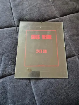 cadre sous verre
