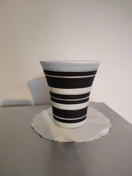 RÉSERVÉ Cache-pot Intérieur noir brillant