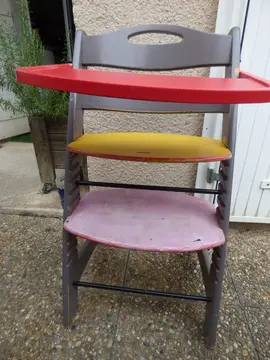 Chaise haute vintage en bois