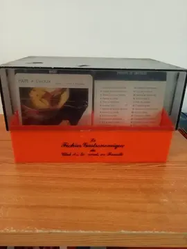 Coffret "FICHIER GASTRONOMIQUE DU CLUB DES GOURMETS EN FAMILLE"