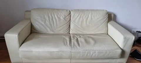 canapé en cuir beige de ka maison du convertible