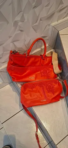 sac Dusigual et sa pochette