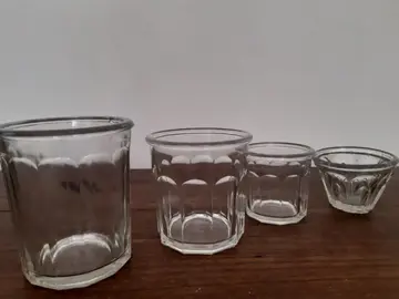 Lot de pots en verre