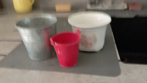 3 petits cache pots
