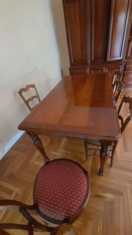 table et 4 chaises