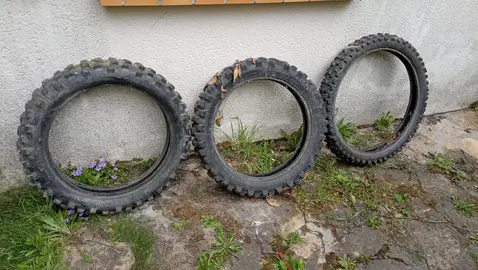3 pneus de motocross