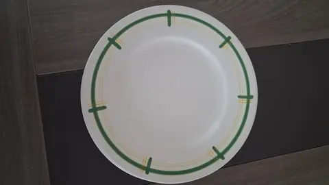 lot de 7 assiettes