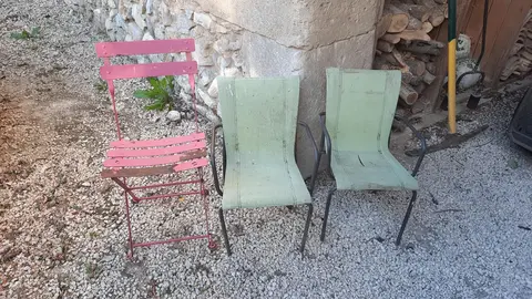 3 chaises enfant jardin