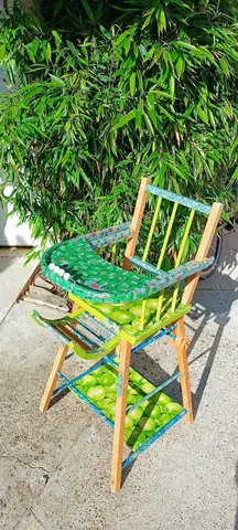 chaise haute en bois