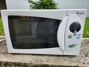 four micro onde whirlpool