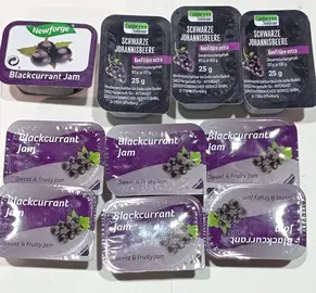 10 DOSETTES de CONFITURE de CASSIS