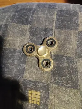 hand spinner doré