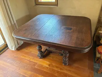 Table en bois ancienne