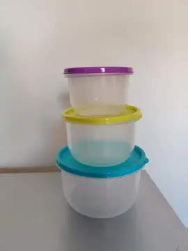 RÉSERVÉ - Lot de 3 boîtes plastique empilables