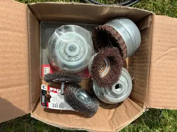 BROSSES FER