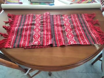 Chemin de table et ses 2 sets