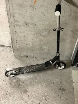 trotinette roue avant bloqué