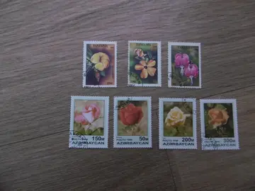 Timbres Fleurs Tanzanie et Azerbaycan