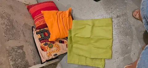 3 coussins