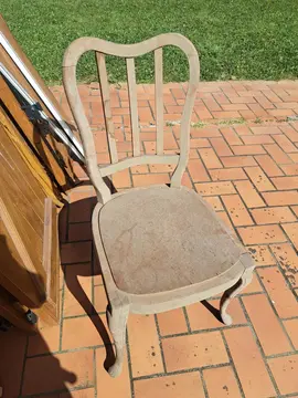 chaise en bois