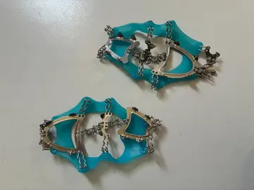 Crampons