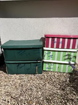 cartons de rangement