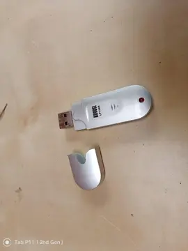 CHERCHE SA MOITIE - prise USB de télécommande à diapositive (type powerpoint)