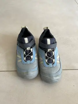 chaussures de randonnée taille 34