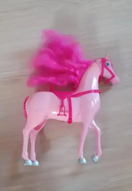 cheval barbie