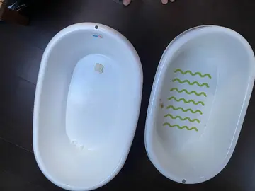 lot 2 baignoires dont une pliable