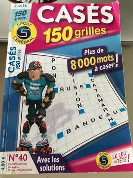 2 cahiers de jeux "mots casés"