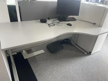 Bureau de travail bon état général