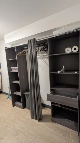 grand dressing en bois