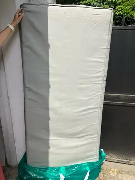 2 matelas à ressorts IKEA 200x90