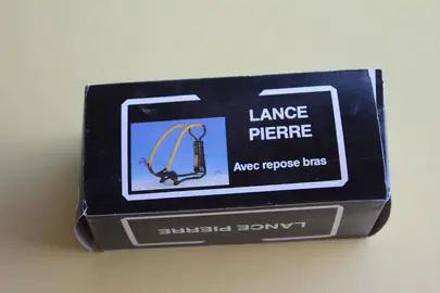 Lance pierre