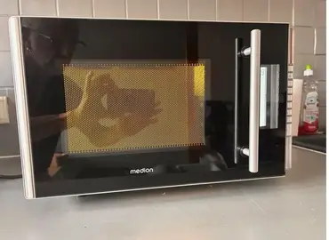 Four à micro-ondes