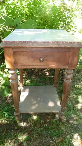 table de chevet carré