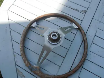 VOLANT BOIS EXCALIBUR SS1 TULIPE A RESTAURER